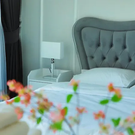 Sea View Gallus In Caesar & Spa, Long *