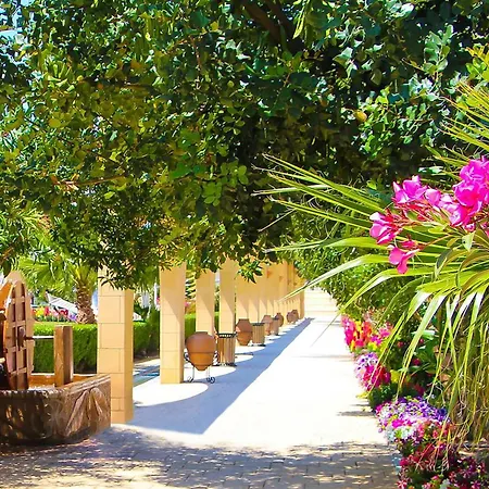 Daire Sea View Gallus In Caesar & Spa, Long Perivolia tou Trikomou
